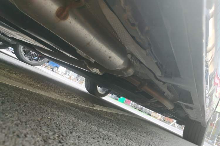 Used Toyota SIENNA 2023 2.5L Hybrid Deluxe Edition Chassis Rear Right