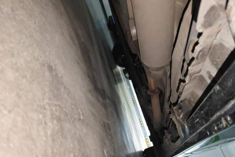 Used Toyota SIENNA 2023 2.5L Hybrid Deluxe Edition Chassis Rear Right