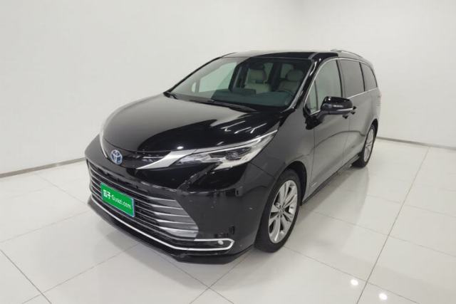 Used Toyota SIENNA 2023 2.5L Hybrid Ultimate Edition