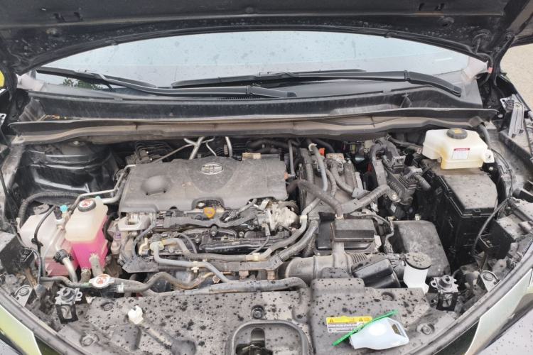 Used Toyota SIENNA 2023 2.5L Hybrid Deluxe Edition Engine Bay