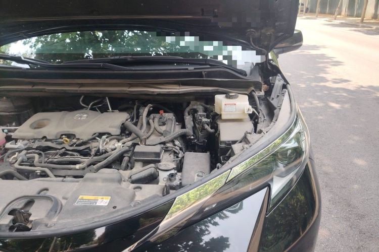 Used Toyota SIENNA 2023 2.5L Hybrid Comfort Edition Engine Bay Left