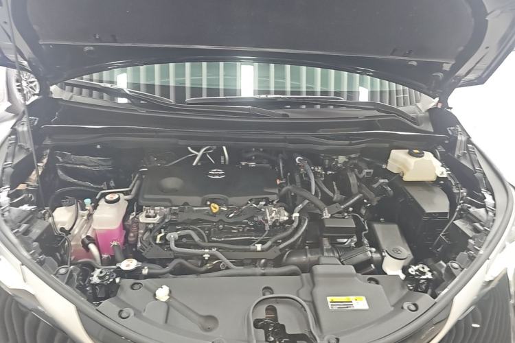Used Toyota SIENNA 2023 2.5L Hybrid Deluxe Edition Engine Bay