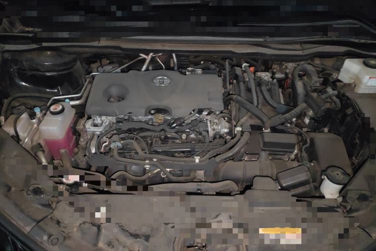 Used Toyota SIENNA 2023 2.5L Hybrid Deluxe Edition Engine Bay