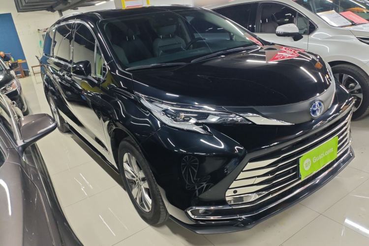 Used Toyota SIENNA 2023 2.5L Hybrid Comfort Edition Exterior 1