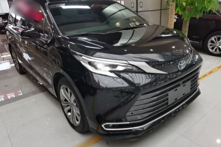 Used Toyota SIENNA 2023 2.5L Hybrid Deluxe Edition Exterior 1