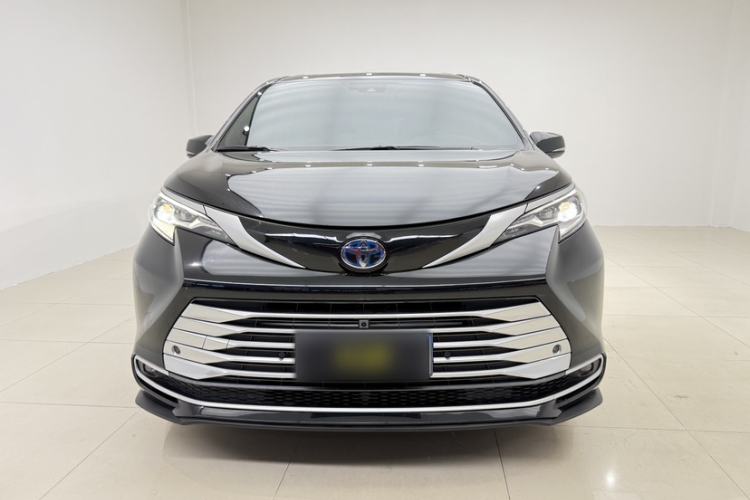 Used Toyota SIENNA 2023 2.5L Hybrid Platinum Edition Exterior 1