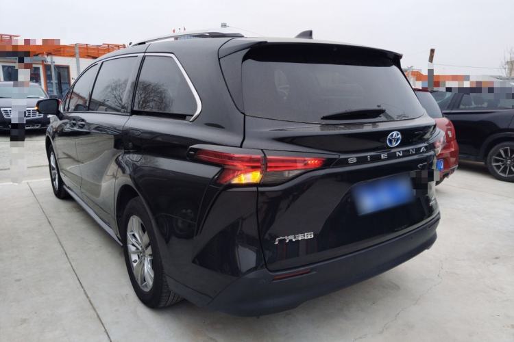 Used Toyota SIENNA 2023 2.5L Hybrid Comfort Edition Exterior 2
