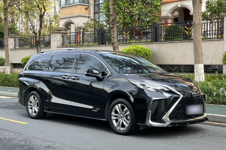 Used Toyota SIENNA 2023 2.5L Hybrid Comfort Edition Exterior 7