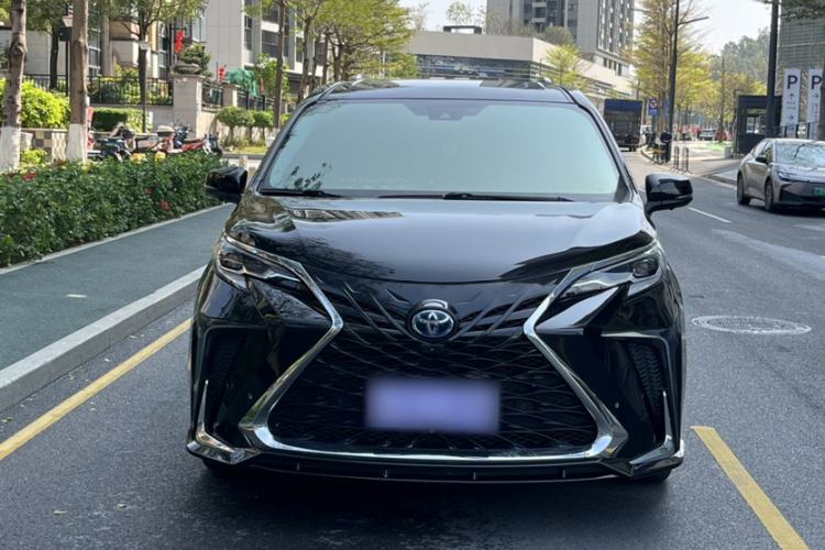 Used Toyota SIENNA 2023 2.5L Hybrid Comfort Edition Exterior 8