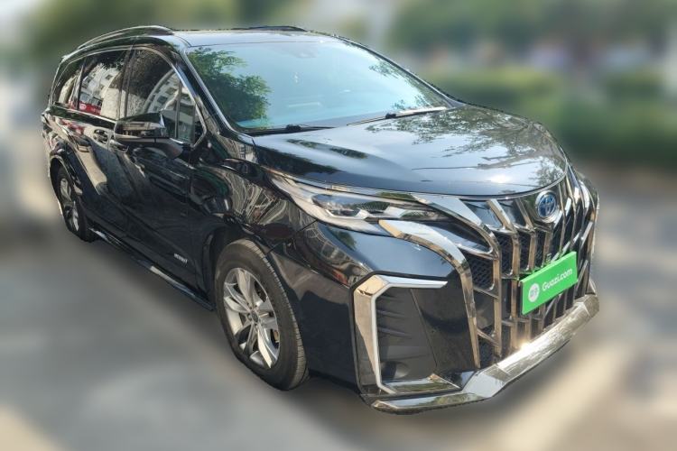 Used Toyota SIENNA 2023 2.5L Hybrid Comfort Edition Front Right 45 Deg
