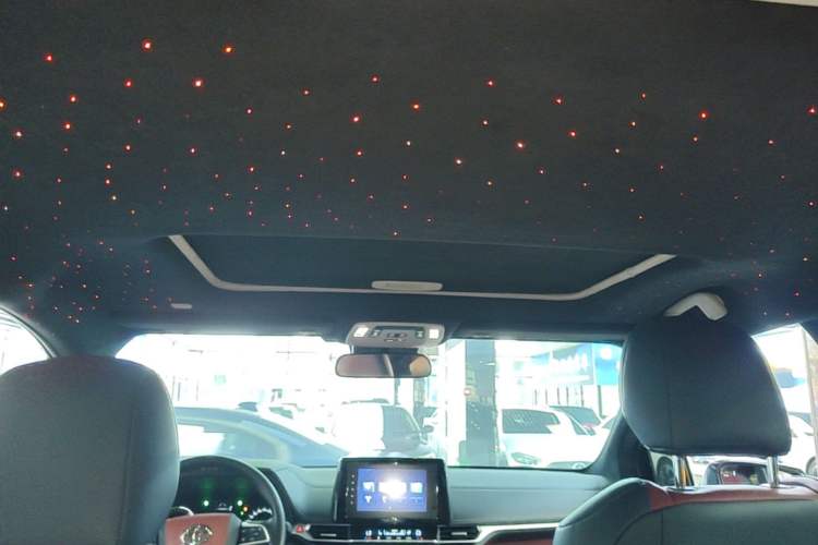 Used Toyota SIENNA 2023 2.5L Hybrid Comfort Edition Headliner