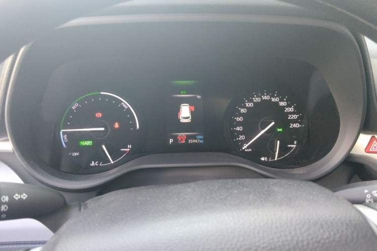 Used Toyota SIENNA 2023 2.5L Hybrid Comfort Edition Instrument Cluster