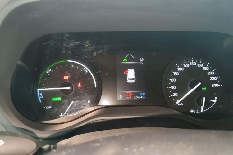Used Toyota SIENNA 2023 2.5L Hybrid Deluxe Edition Instrument Cluster