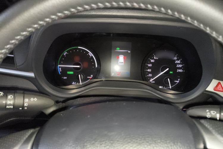 Used Toyota SIENNA 2023 2.5L Hybrid Deluxe Edition Instrument Cluster