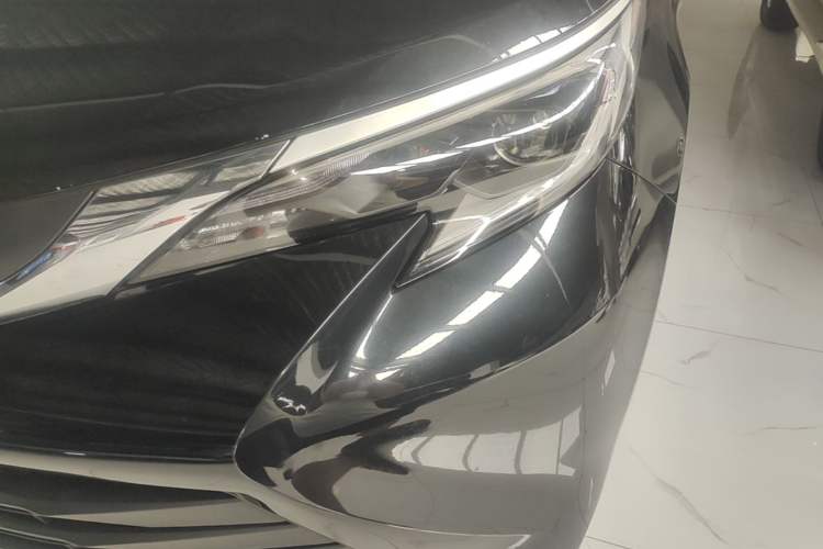 Used Toyota SIENNA 2023 2.5L Hybrid Comfort Edition Left Front Headlight
