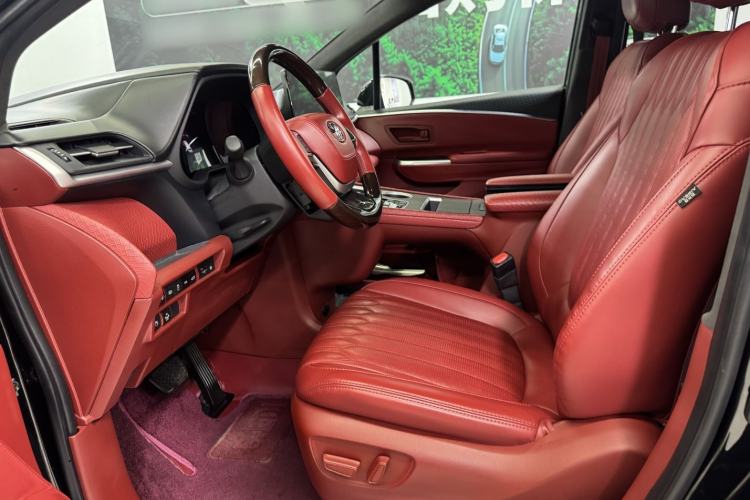 Used Toyota SIENNA 2023 2.5L Hybrid Comfort Edition Left Front Seat