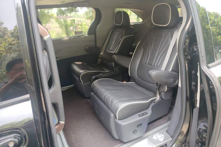 Used Toyota SIENNA 2023 2.5L Hybrid Comfort Edition Left Rear Seat