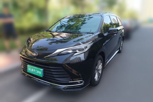 Used Toyota SIENNA 2023 2.5L Hybrid Comfort Edition