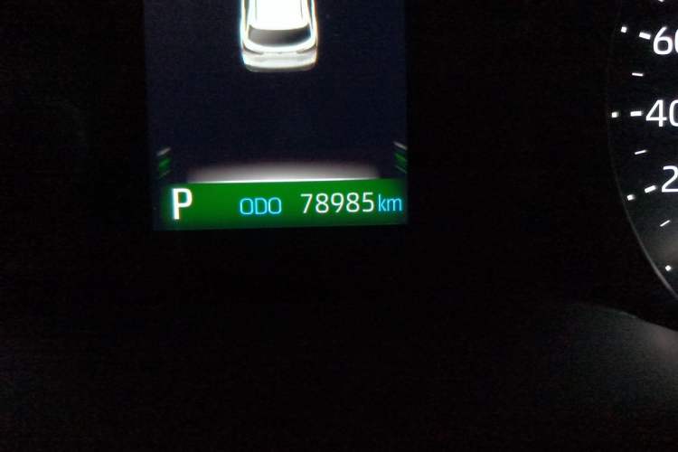 Used Toyota SIENNA 2023 2.5L Hybrid Deluxe Edition Odometer Close Up