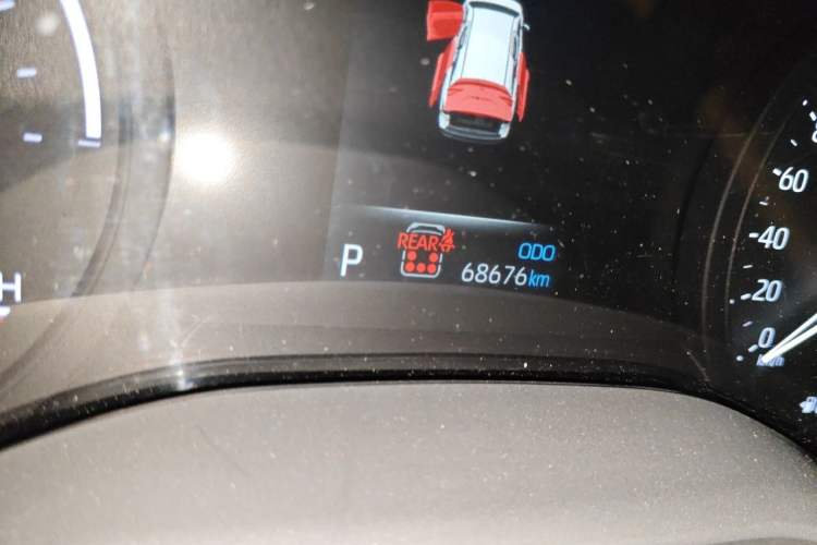 Used Toyota SIENNA 2023 2.5L Hybrid Deluxe Edition Odometer Close Up