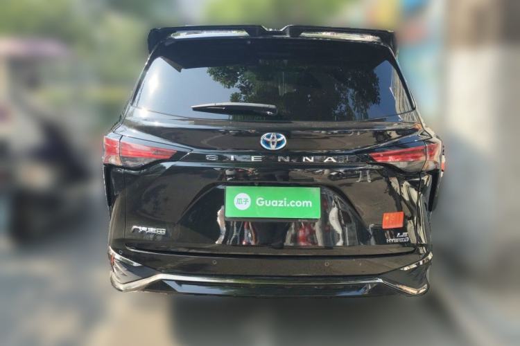 Used Toyota SIENNA 2023 2.5L Hybrid Comfort Edition Rear
