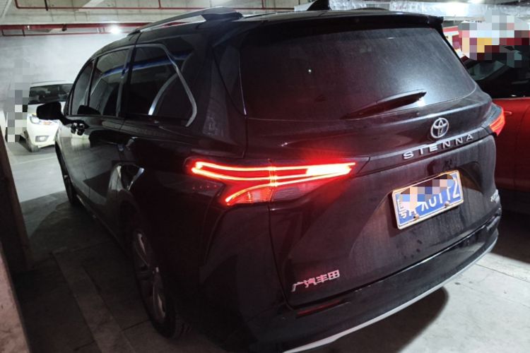 Used Toyota SIENNA 2023 2.5L Hybrid Platinum Edition Rear Left 45 Deg