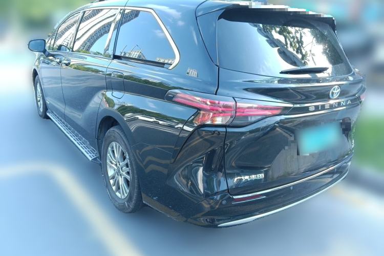 Used Toyota SIENNA 2023 2.5L Hybrid Luxury Edition Rear Left 45 Deg
