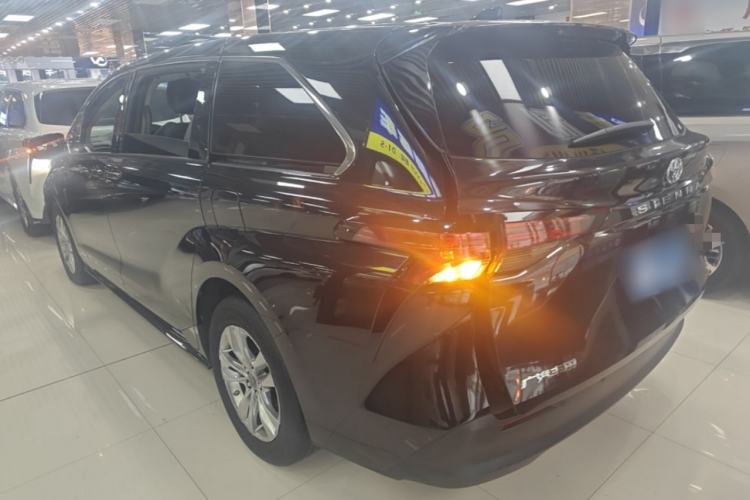 Used Toyota SIENNA 2023 2.5L Hybrid Comfort Edition Rear Left 45 Deg