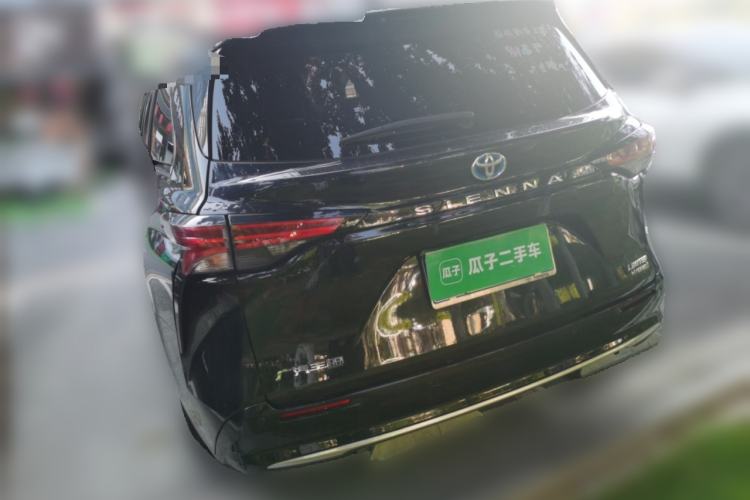 Used Toyota SIENNA 2023 2.5L Hybrid Deluxe Edition Rear Left 45 Deg