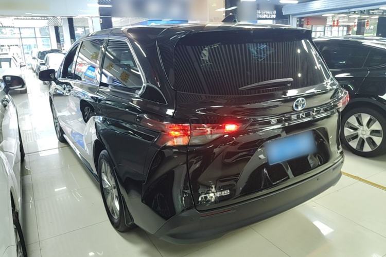 Used Toyota SIENNA 2023 2.5L Hybrid Comfort Edition Rear Left 45 Deg