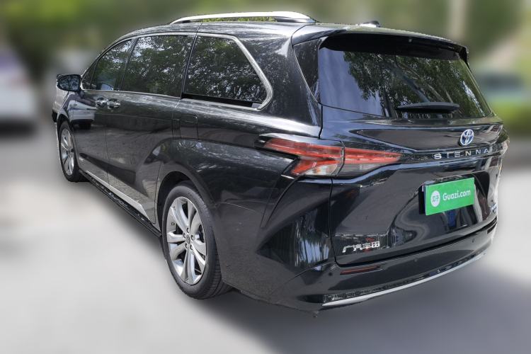 Used Toyota SIENNA 2023 2.5L Hybrid Platinum Edition Rear Left 45 Deg