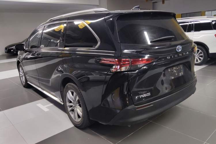 Used Toyota SIENNA 2023 2.5L Hybrid Comfort Edition Rear Left 45 Deg