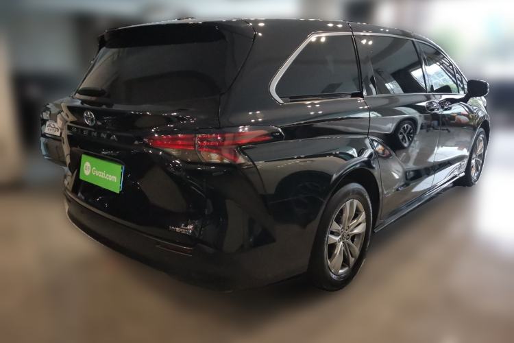 Used Toyota SIENNA 2023 2.5L Hybrid Comfort Edition Rear Right 45 Deg