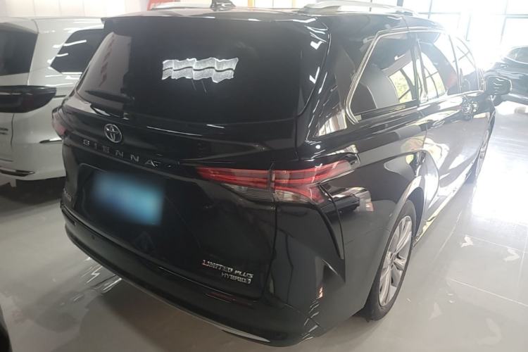 Used Toyota SIENNA 2023 2.5L Hybrid Ultimate Edition Rear Right 45 Deg