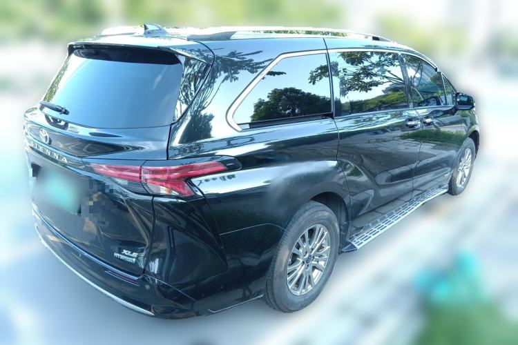 Used Toyota SIENNA 2023 2.5L Hybrid Luxury Edition Rear Right 45 Deg