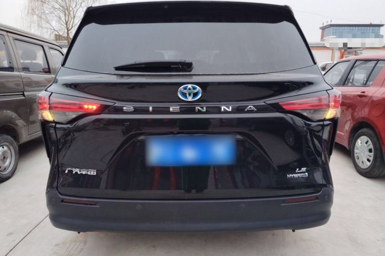Used Toyota SIENNA 2023 2.5L Hybrid Comfort Edition Rear