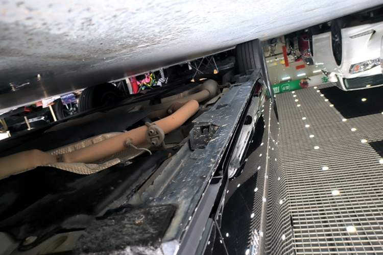 Used Toyota SIENNA 2023 2.5L Hybrid Comfort Edition Right Side Sill