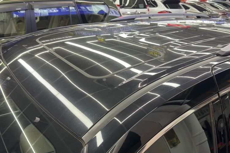 Used Toyota SIENNA 2023 2.5L Hybrid Deluxe Edition Roof