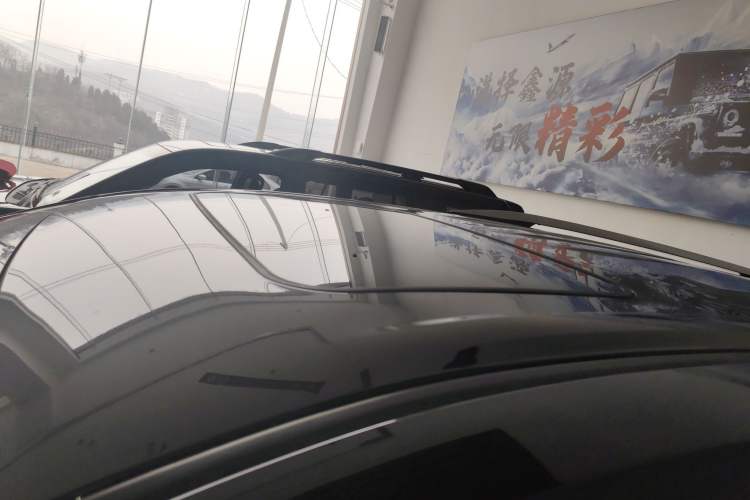Used Toyota SIENNA 2023 2.5L Hybrid Platinum Edition Roof