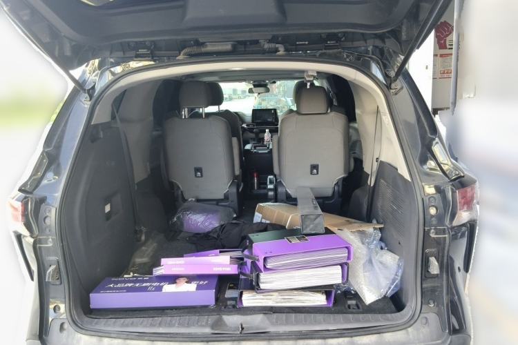 Used Toyota SIENNA 2023 2.5L Hybrid Comfort Edition Trunk