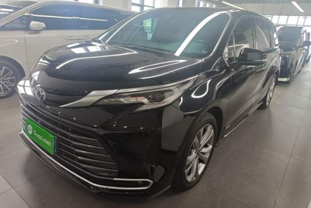Used Toyota SIENNA 2023 2.5L Hybrid Deluxe Edition