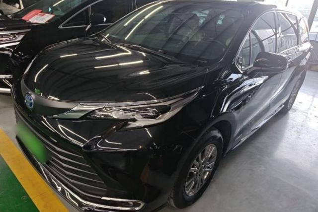Used Toyota SIENNA 2023 2.5L Hybrid Comfort Edition