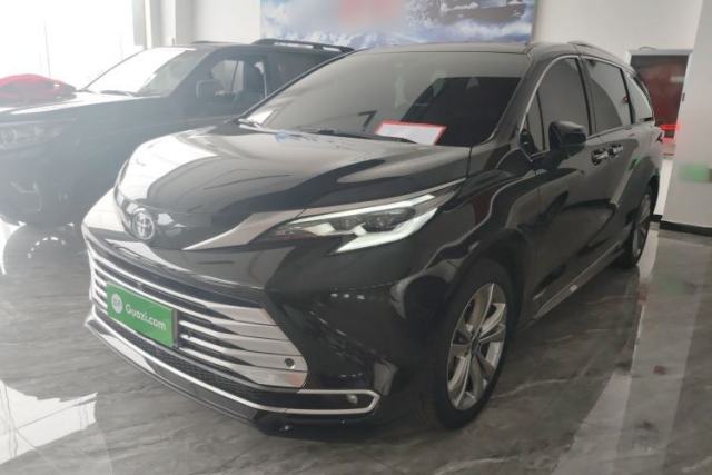 Used Toyota SIENNA 2023 2.5L Hybrid Platinum Edition
