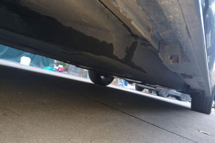 Used Toyota SIENNA 2023 2.5L Hybrid Ultimate Edition Chassis Front Left