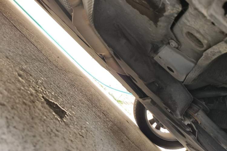 Used Toyota SIENNA 2023 2.5L Hybrid Deluxe Edition Chassis Front Right