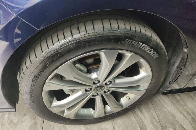 Used Toyota SIENNA 2023 2.5L Hybrid Deluxe Edition Exterior 7
