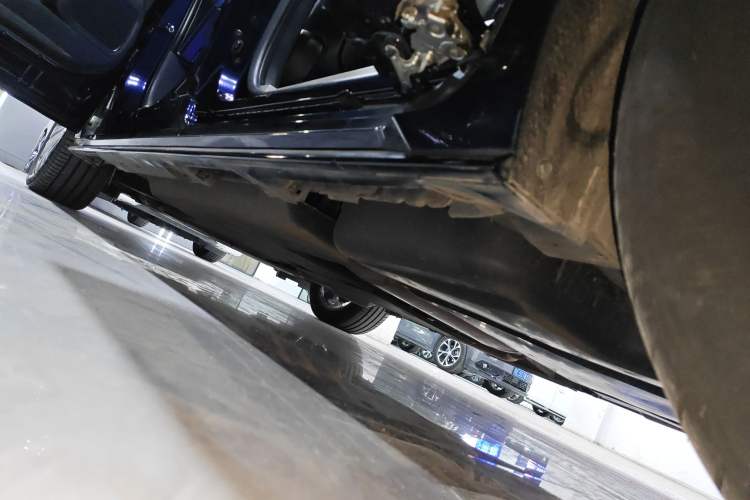 Used Toyota SIENNA 2023 2.5L Hybrid Deluxe Edition Left Side Sill