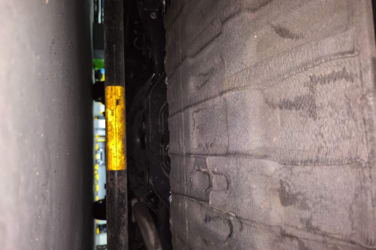 Used Toyota SIENNA 2023 2.5L Hybrid Deluxe Edition Chassis Rear