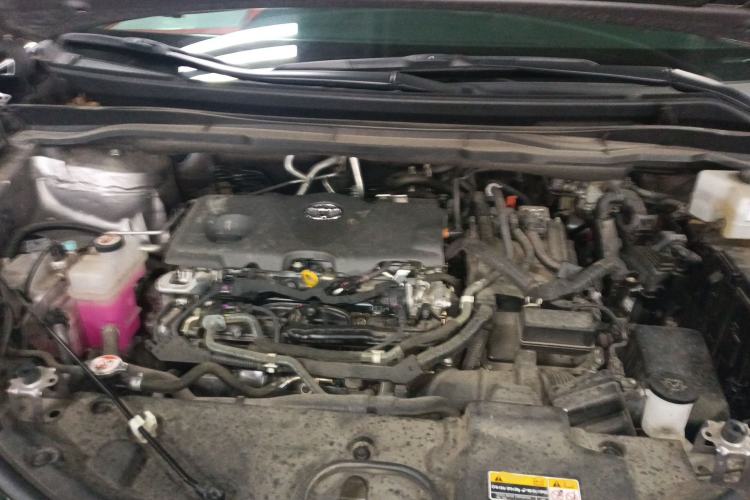 Used Toyota SIENNA 2023 2.5L Hybrid Luxury Edition Engine Bay