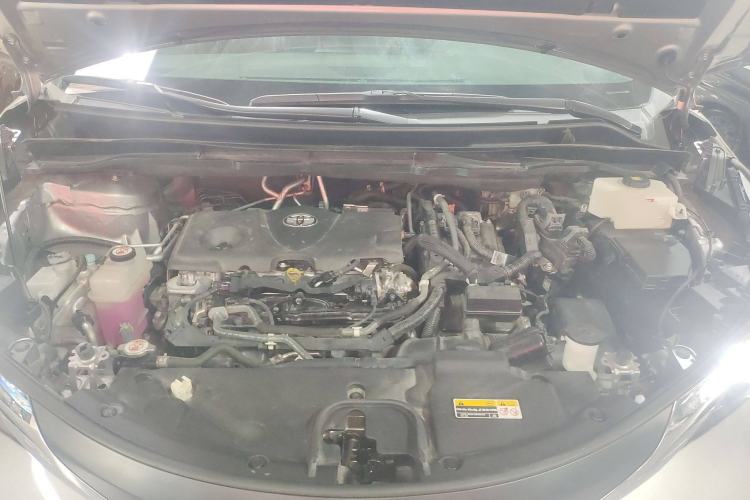 Used Toyota SIENNA 2023 2.5L Hybrid Comfort Edition Engine Bay